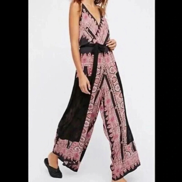 Free People Pants - Free people•Heart Snatcher Jumpsuit Wide Leg Spaghetti Strap V-Neck Extra Small